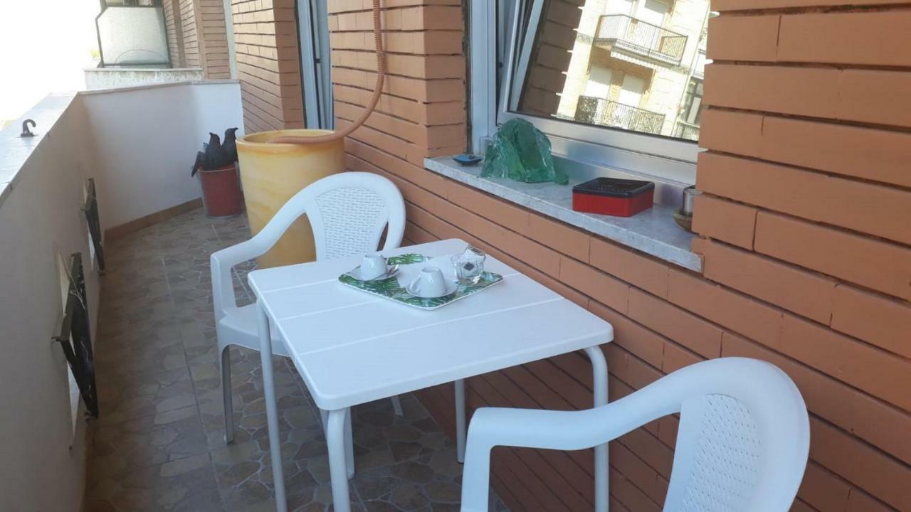 1964 Apartment Bari Bagian luar foto